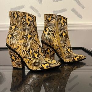 Steve Madden Yellow snake skin booties